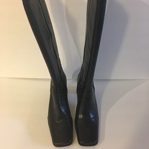 Nine & Company ladies black leather boots SZ 7.5